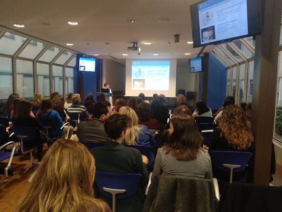 VII Charla sobre cuidado visual de la futura madre y el recién nacido