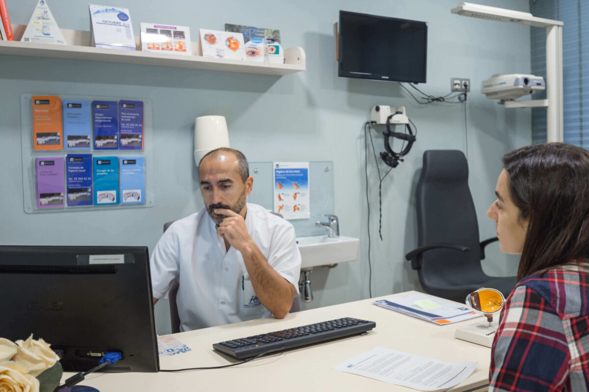 ¿Buscas oftalmólogo de Assistència Sanitària en Barcelona?